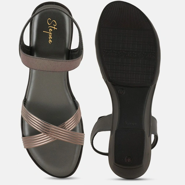 Soft Padding Casual Sandal With Extra Comfort For Women - Grey