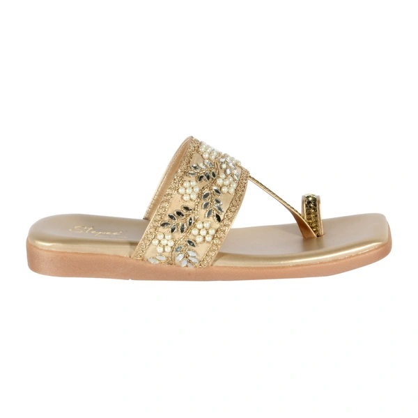 Soft padding Slippers kulapuri style - Golden