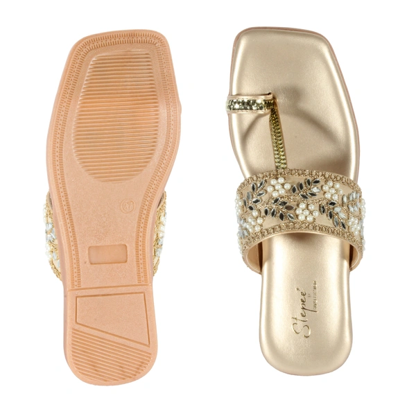 Soft padding Slippers kulapuri style - Golden