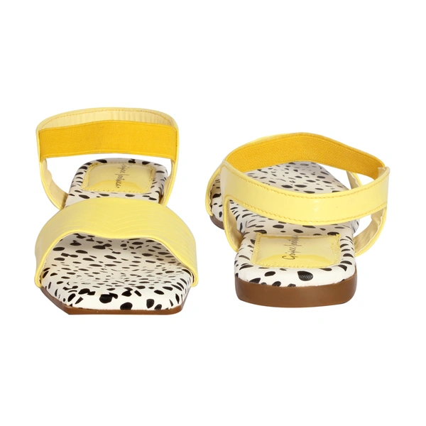 Flat sandals for women with soft padding - Yellow