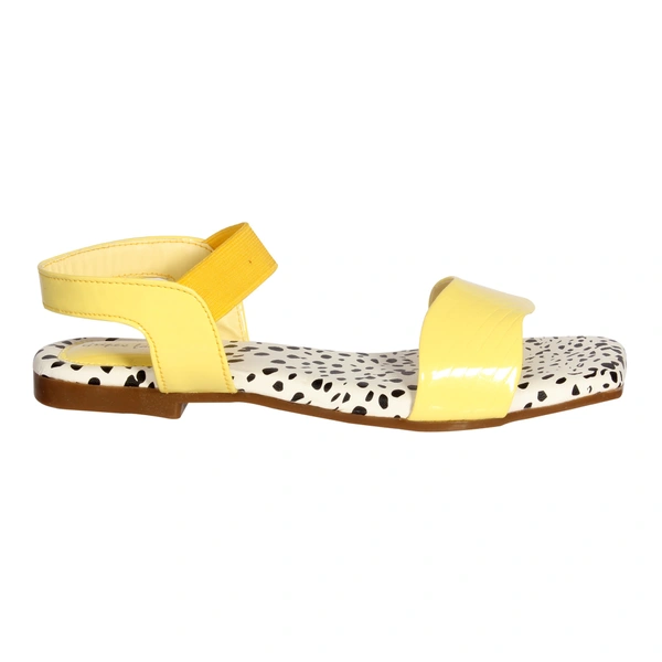 Flat sandals for women with soft padding - Yellow