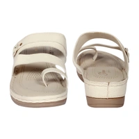 Doctor slipper with thumb style Embosed design upper - Cream