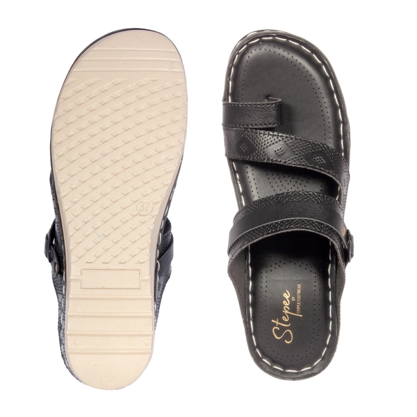 Doctor slipper with thumb style Embosed design upper - Black