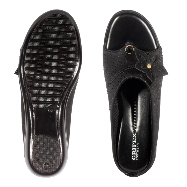 Soft pillow comfort slippers for wome with siroski - Black