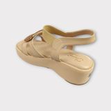 STEPEE  women slippers with platfome sole. - Beige