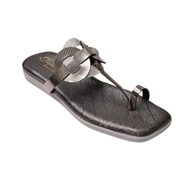 STEPEE flat arba slippers with rings style kolhapuri