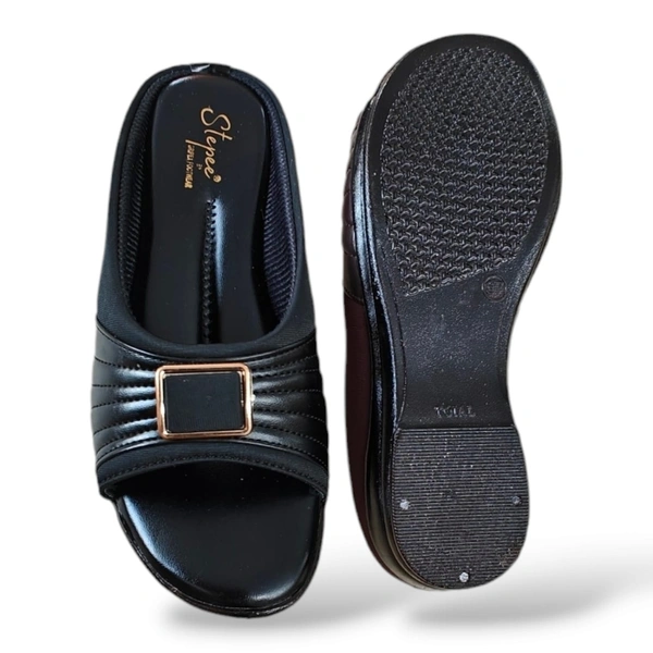 STEPEE Doctor Slipper - Black
