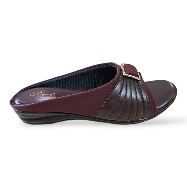 STEPEE Doctor Slipper - Brown