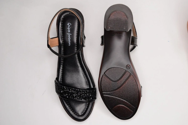stepee Women Black heel sandals - Black