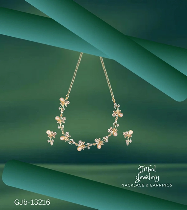 GJb-13216 Pearls And Diamond Necklace Set  - Adjustable