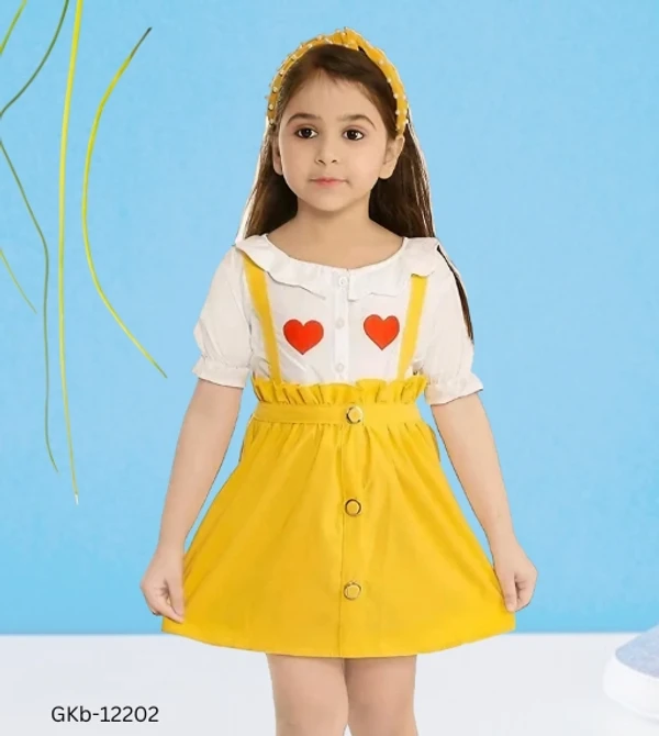 GKb-12202 Stylish Cotton Blend Frock For Girls - 2-3 Years