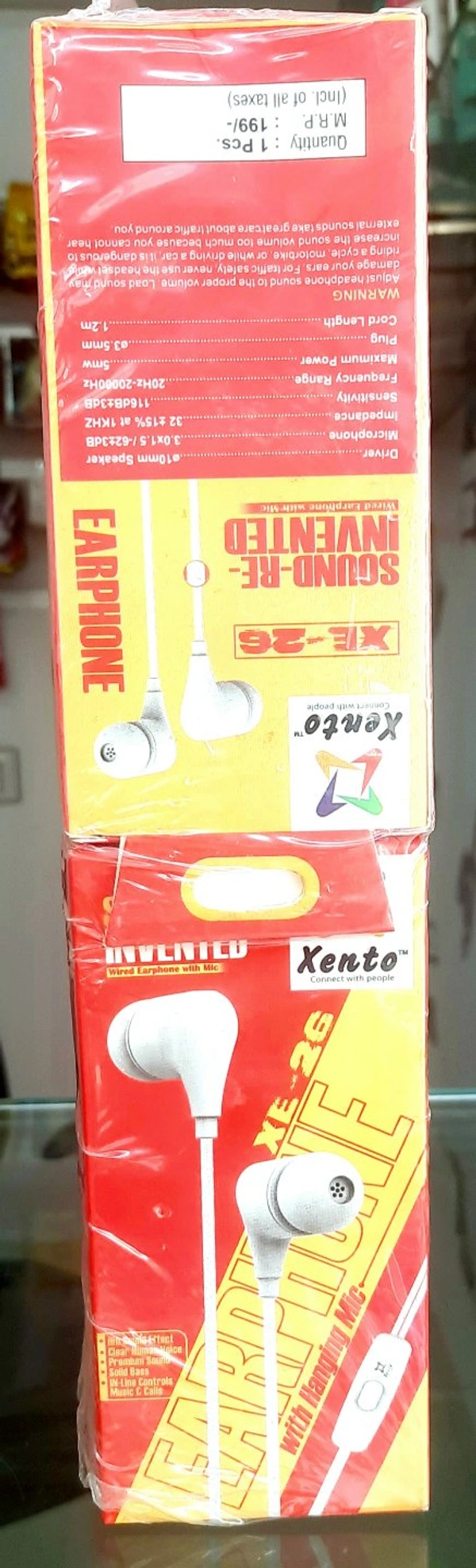 Xento Earphones - Black & White