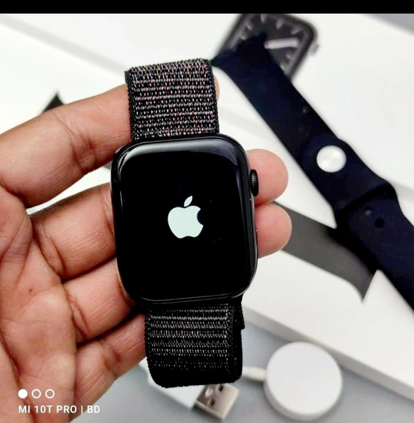 I Phone Logo Smart Watch ⌚  - Black 