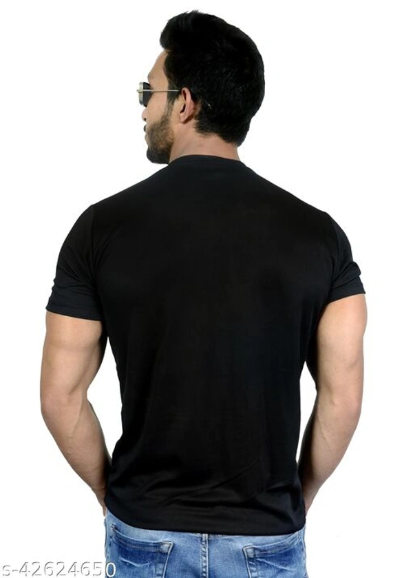 Trendy Sensational Men's T-shirt - M, Black
