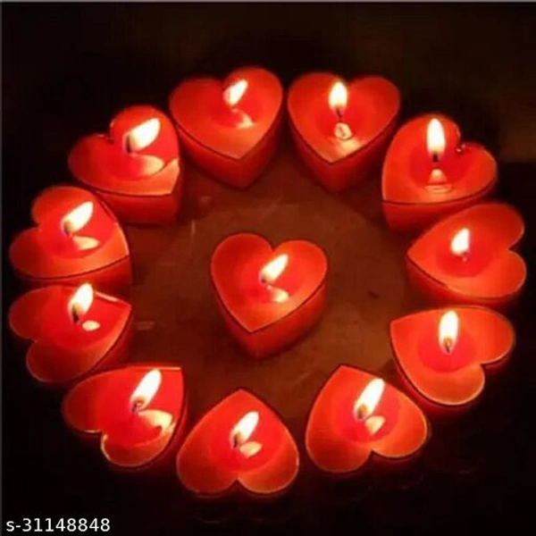 Classic Festive Heart Candles - Free Size