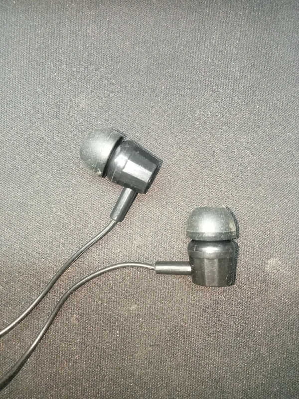 Bestie Stereo Earphone - Black, 1 Miter