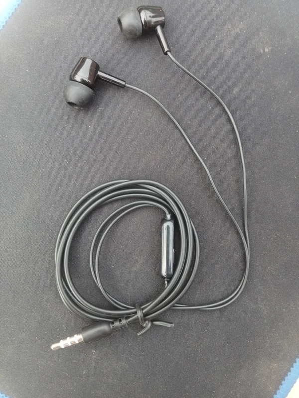 SSKK Music Ismy Heartbeat Earphone  - Black