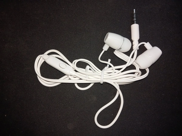 Make Power Stereo Earphone - White