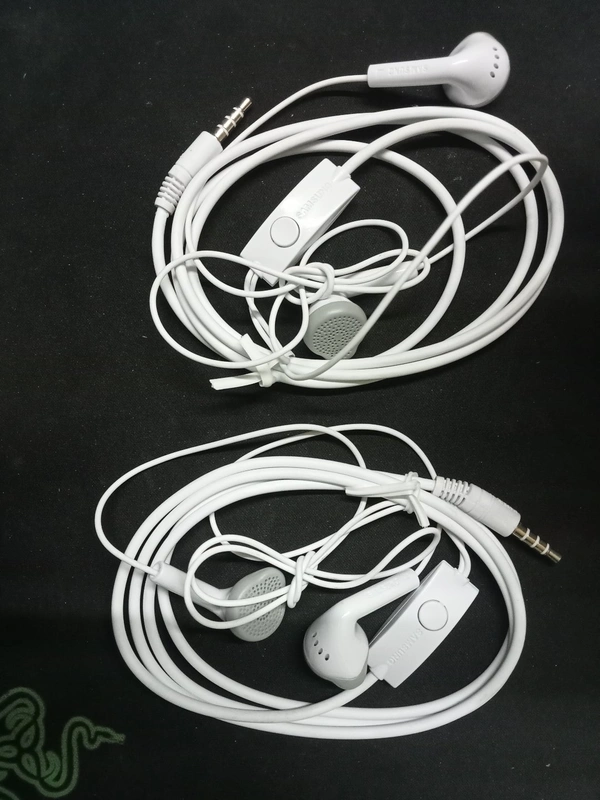 Samsung Wired Earphones Pack Of 2 - White, 1 Miter