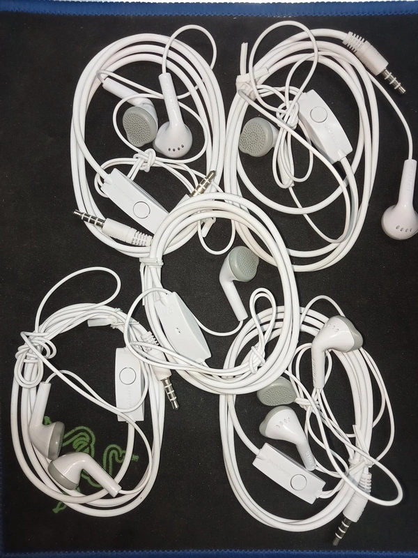 Samsung Wired Earphones Pack Of 5 - White, 1 Miter