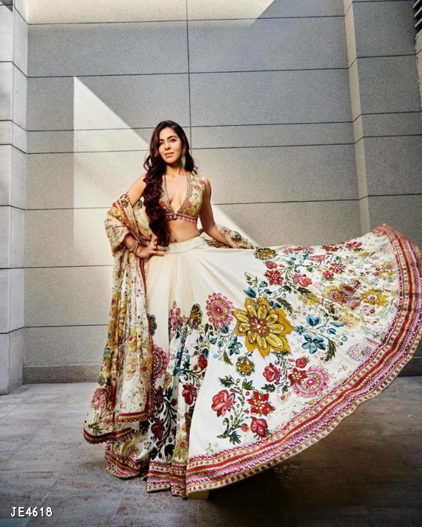 Catalog Name: *New Heavy Lehenga Choli* - Semi Stitched