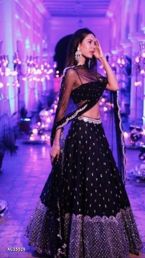Catalog Name: *LEHNGA* - Free Size