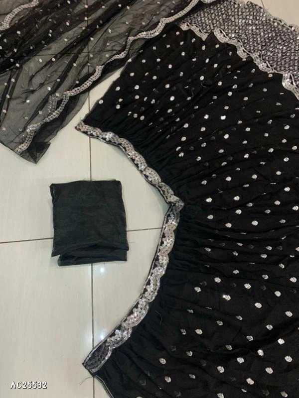 Catalog Name: *LEHNGA* - Semi Stitched