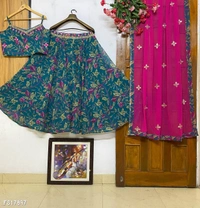 Catalog Name: *Lengha choli* - Semi Stitched