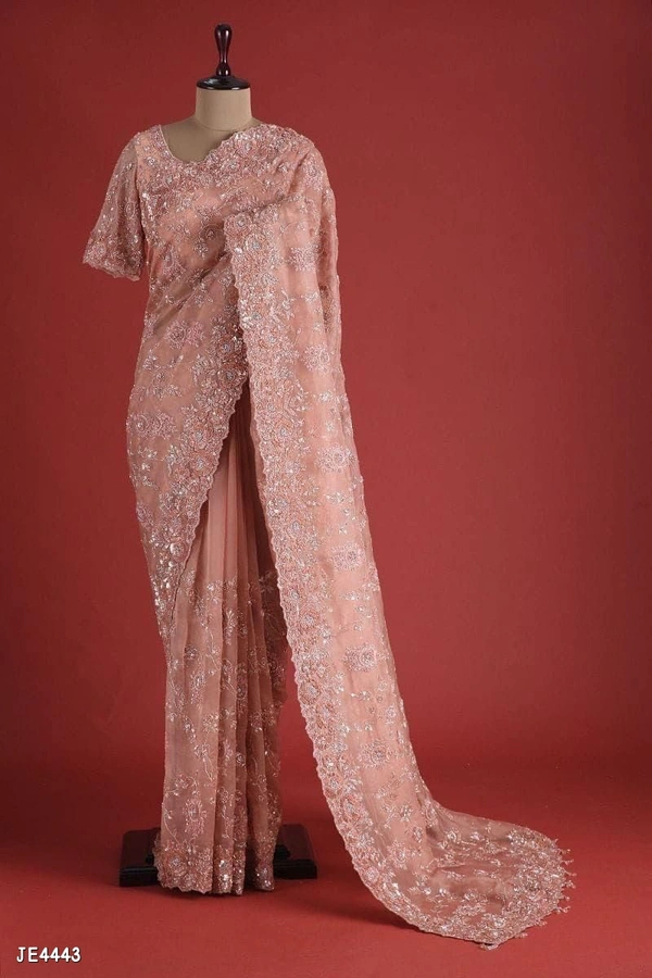 Catalog Name: *Heavy Organza Saree with Embroidery Work* - Un Stitched