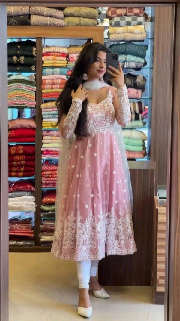 Women Stylish   Embroidered Georgette KurtaSize:  - Tickle Me Pink, M