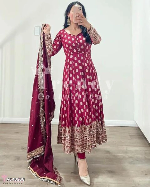 Catalog Name: *Gown,bottom,dupatta* - Free Size