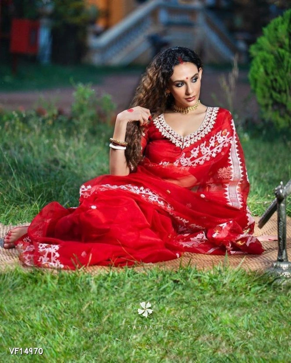 Catalog Name: *Saree* - Free Size