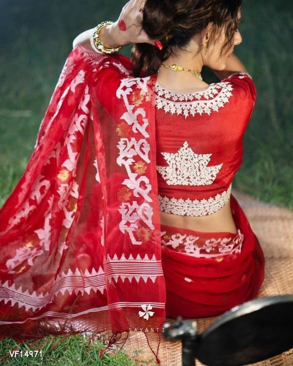 Catalog Name: *Saree* - Free Size