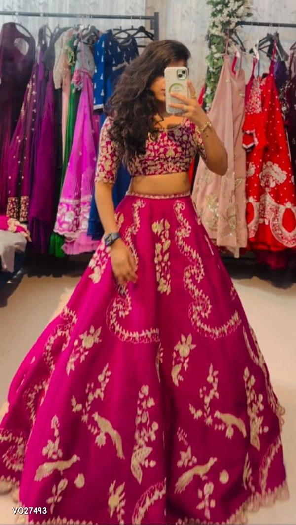 Catalog Name: *Lengha Choli* - XL