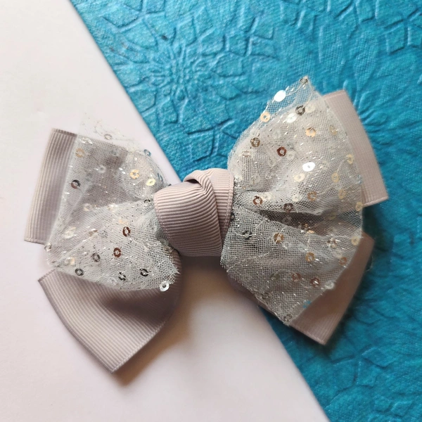 Cherry & Magpie The Bow Of The Glitters - Grey, Western, Free
