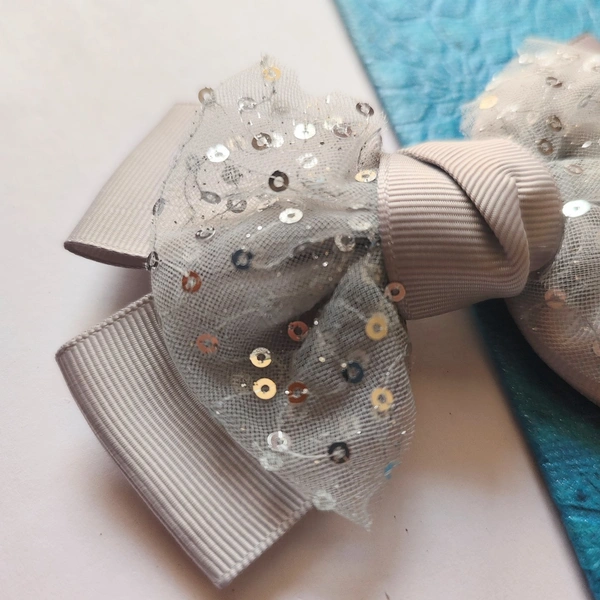 Cherry & Magpie The Bow Of The Glitters - Grey, Western, Free