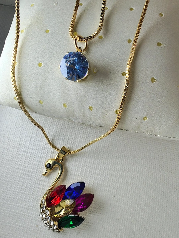 Cherry & Magpie Beautiful Sparkling Layered Dainty Chain With Swan Crystal Pandent 