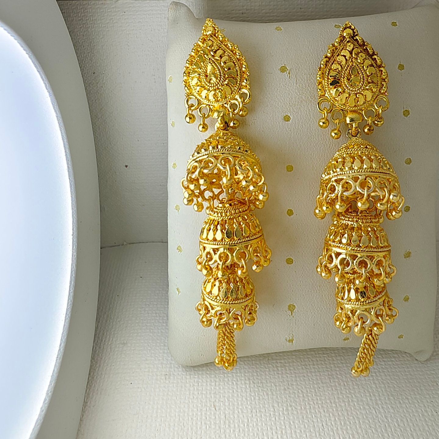 22K Gold Indian Jhumka Earrings - Queen of Hearts Jewelry