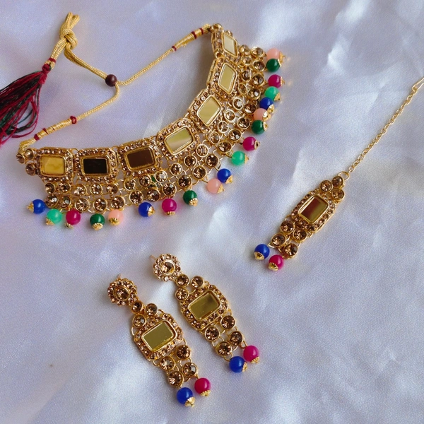 Cherry & Magpie Classic Kundan Choker Necklace Set With Earrings 