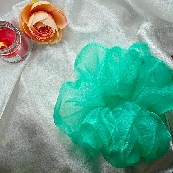 Cherry & Magpie Beautiful Net Organza Scrunchie - Pelorous, L