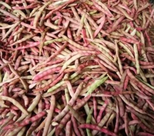 முழு சோயா பீன்ஸ் / Fresh Soya Beans Unpeeled - 500g