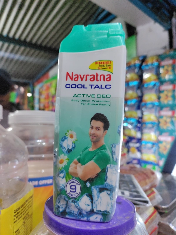 Navratna Cool Talk  - 100g