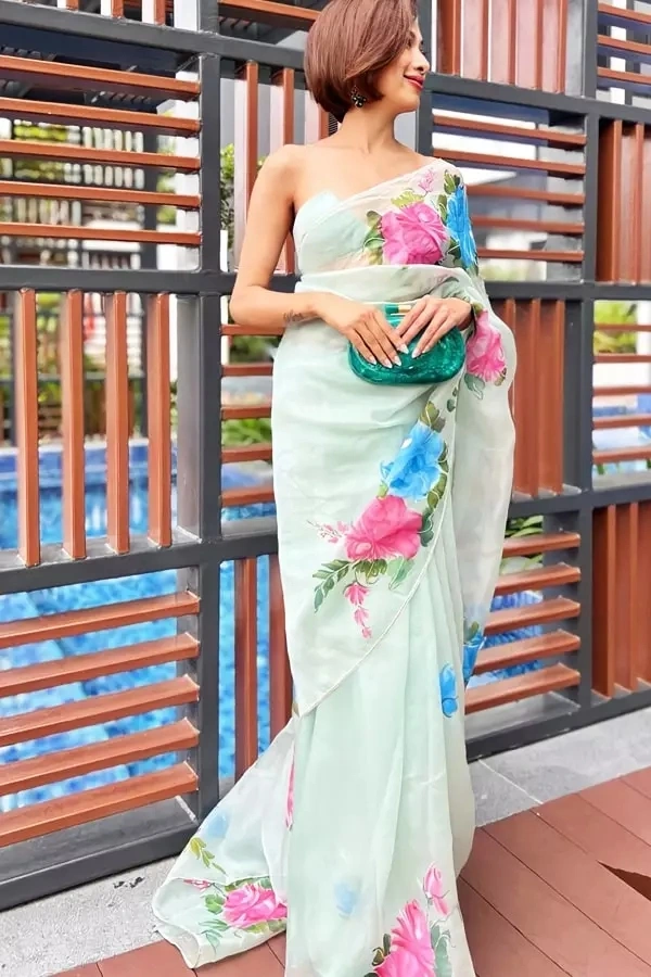 Digital Print Organza Saree Fabric- Organza   Saree length 5.5 mtr   Blouse Fabric- Banglori Silk  Blouse length 0.8 mtr ( Unstitched ) 