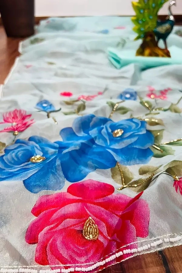 Digital Print Organza Saree Fabric- Organza   Saree length 5.5 mtr   Blouse Fabric- Banglori Silk  Blouse length 0.8 mtr ( Unstitched ) 