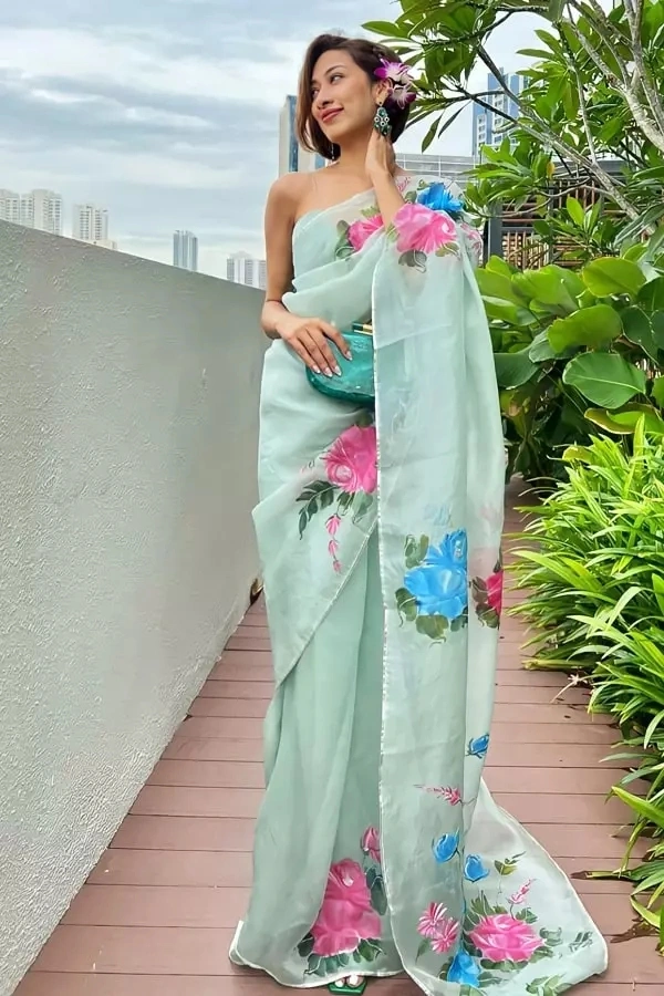 Digital Print Organza Saree Fabric- Organza   Saree length 5.5 mtr   Blouse Fabric- Banglori Silk  Blouse length 0.8 mtr ( Unstitched ) 