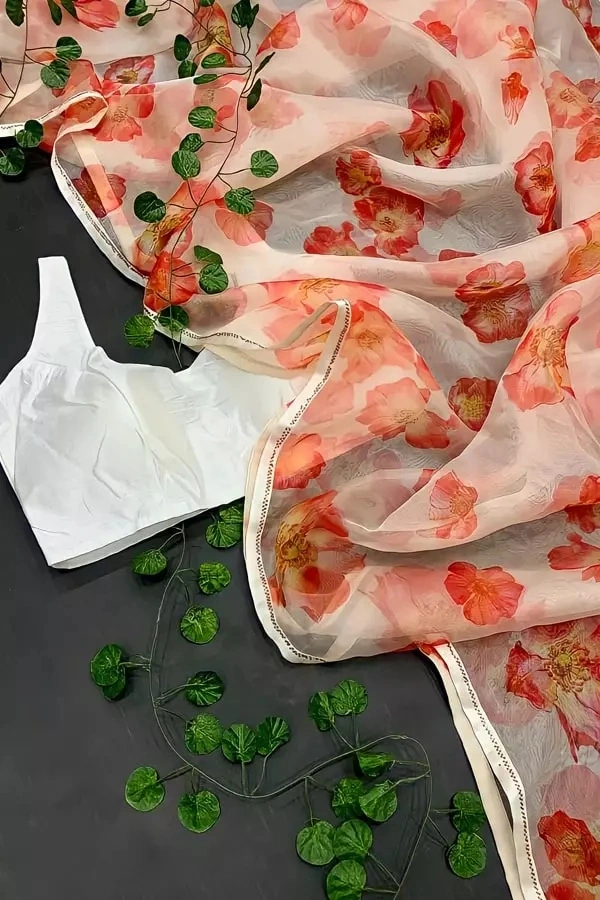 Jahnvi Kapoor Organza Saree  Fabric- Organza   Saree length 5.5 mtr   Blouse Fabric- Tafetta Silk  Blouse length 0.8 mtr ( Unstitched ) 