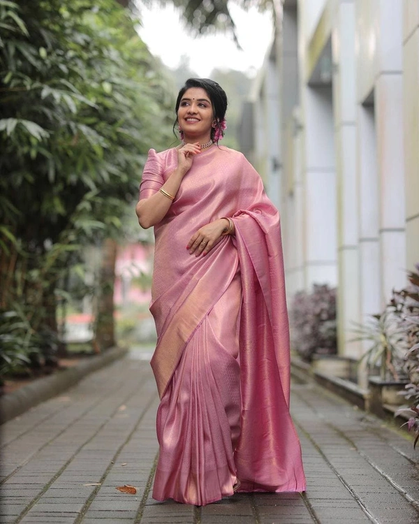 Ravishing Pink Jacquard Silk Saree 