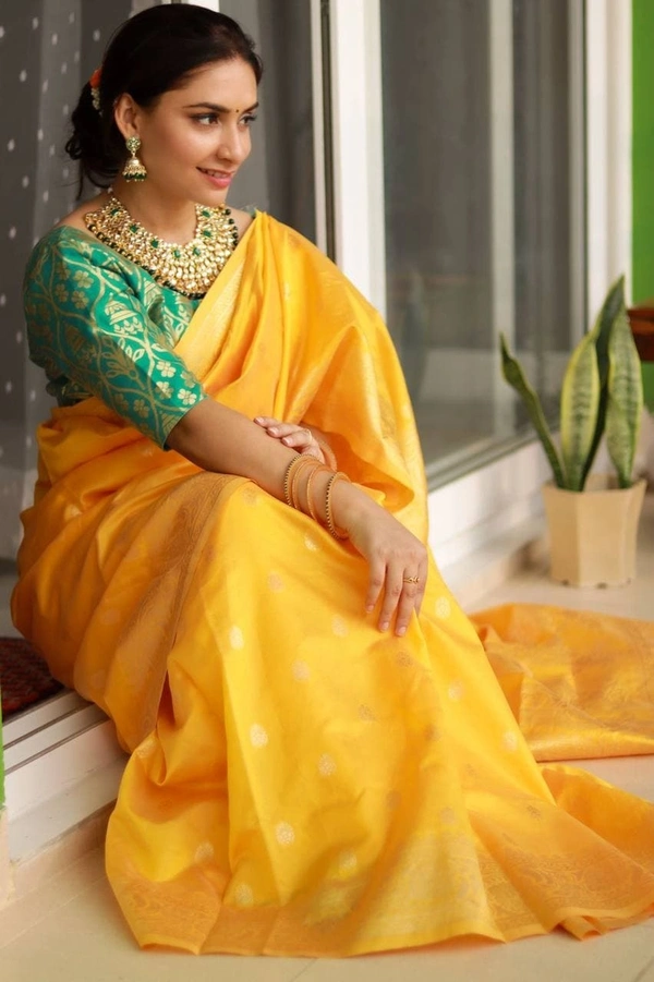 Yellow Silk Weaving Rich Pallu Saree 