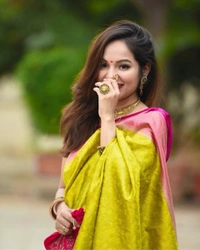 South Trendy Weaving Saree For Women