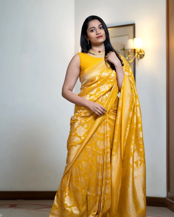 Mayra Yellow Jacquard Silk Saree